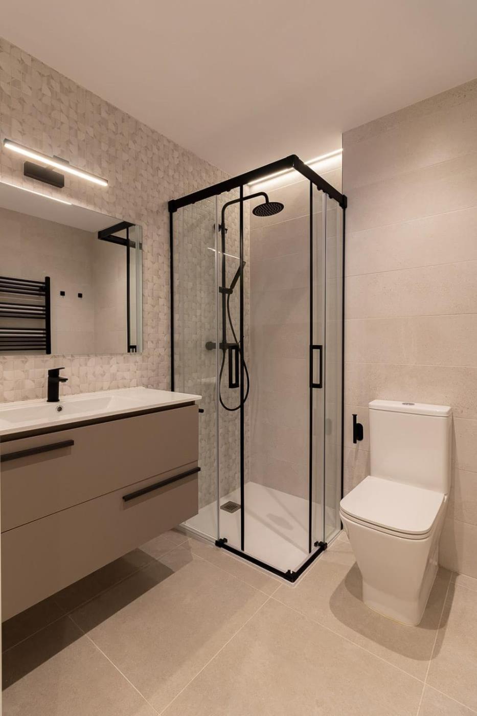 Room4You By Asturias Holidays Oviedo Exterior photo