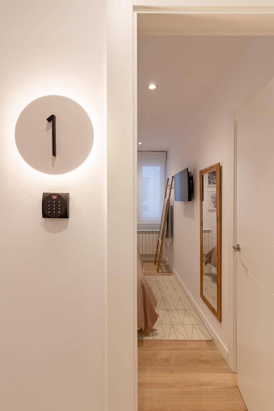 Room4You By Asturias Holidays Oviedo Exterior photo